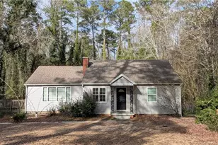 906 Sunset Dr, Carthage, NC 28327 - Photo 1