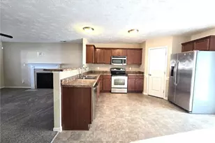 5241 Goshawk Dr, Hope Mills, NC 28348 - Photo 9