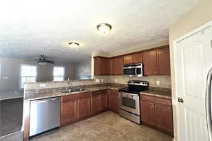 5241 Goshawk Dr, Hope Mills, NC 28348 - Photo 11