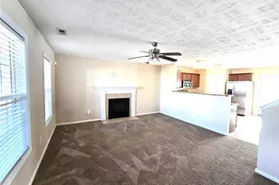 5241 Goshawk Dr, Hope Mills, NC 28348 - Photo 3