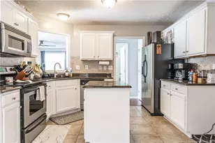 1101 Screech Owl Dr, Hope Mills, NC 28348 - Photo 7