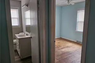 609 N Steele St, Sanford, NC 27330 - Photo 9