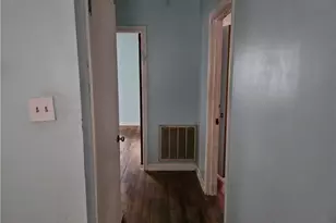 609 N Steele St, Sanford, NC 27330 - Photo 7