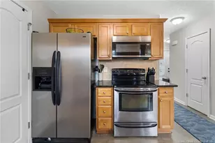 413 Holman St, Fayetteville, NC 28306 - Photo 11