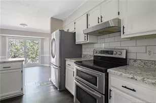 6970 Melbourne Dr, Fayetteville, NC 28314 - Photo 19