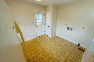 1104-1 Ayton Pl, Fayetteville, NC 28304 - Photo 5