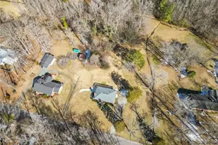 95 Windsor St, Goldston, NC 27252 - Photo 3