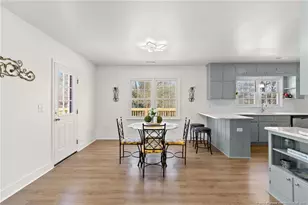 95 Windsor St, Goldston, NC 27252 - Photo 11