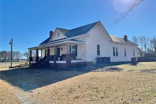 2232 Adcock Rd, Lillington, NC 27546 - Photo 3