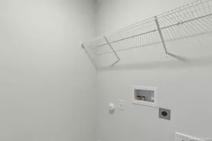 360 Hartfield Ave, Raeford, NC 28376 - Photo 29