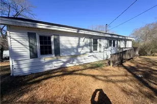 141 Church St, Rockingham, NC 28379 - Photo 9