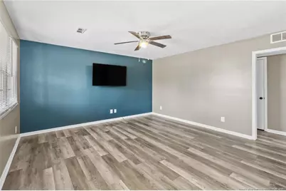 6218 Thornwood Drive, Hope Mills, NC 28348 - Photo 7