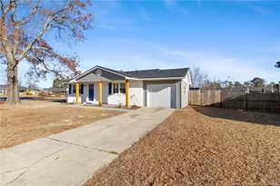 6218 Thornwood Dr, Hope Mills, NC 28348 - Photo 3