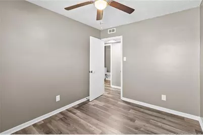 6218 Thornwood Drive, Hope Mills, NC 28348 - Photo 25