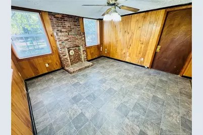 1003 James Street, Lumberton, NC 28358 - Photo 3