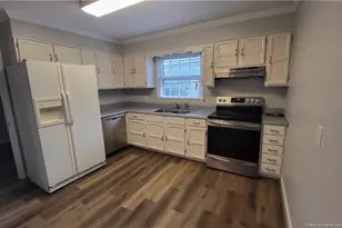 303 W 23rd St, Lumberton, NC 28358 - Photo 5