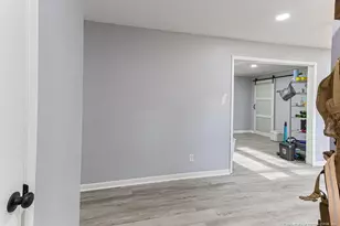 808 Darlington Dr, Fayetteville, NC 28306 - Photo 5