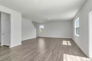 337 Hartfield Ave, Raeford, NC 28376 - Photo 9