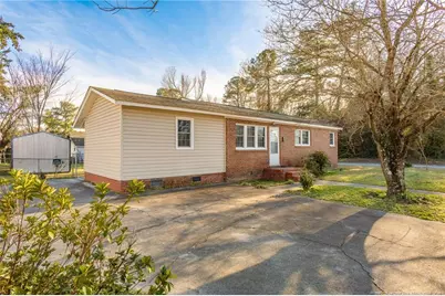 511 Layfayette Street, Lumberton, NC 28358 - Photo 3