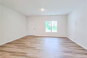 309 Appaloosa Dr, Spring Lake, NC 28390 - Photo 3