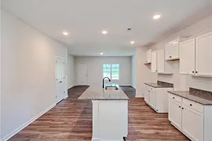 331 Appaloosa Dr, Spring Lake, NC 28390 - Photo 9