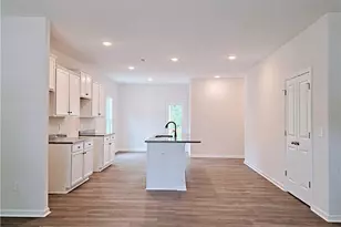 331 Appaloosa Dr, Spring Lake, NC 28390 - Photo 5