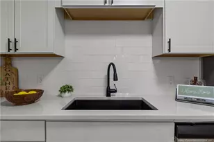 6343 Pawling Ct, Fayetteville, NC 28304 - Photo 7