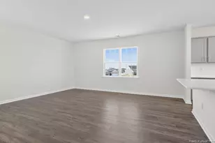 1026 Misty Creek Dr, Aberdeen, NC 28315 - Photo 7