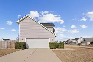 1203 Chimney Swift Dr, Fayetteville, NC 28306 - Photo 3