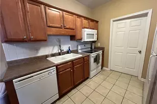 621 Marshtree Ln, Fayetteville, NC 28314 - Photo 9