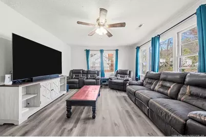 210 Brookwood Avenue, Fayetteville, NC 28301 - Photo 3