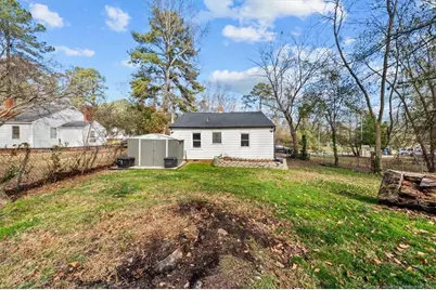 210 Brookwood Avenue, Fayetteville, NC 28301 - Photo 17