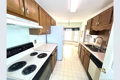 5305 Thackeray Drive, Fayetteville, NC 28306 - Photo 9