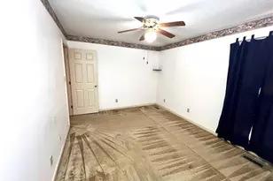 5305 Thackeray Dr, Fayetteville, NC 28306 - Photo 17