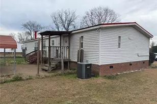 1998 Lewis McNeill Rd, Red Springs, NC 28377 - Photo 3