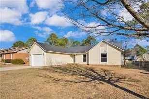 725 Prestige Blvd, Fayetteville, NC 28314 - Photo 3