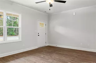 106 Jackson St, Salemburg, NC 28385 - Photo 7