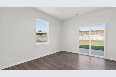 304 Maddox Drive, Aberdeen, NC 28315 - Photo 11