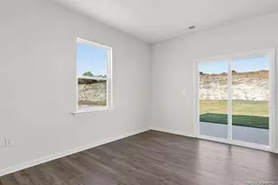 304 Maddox Dr, Aberdeen, NC 28315 - Photo 11