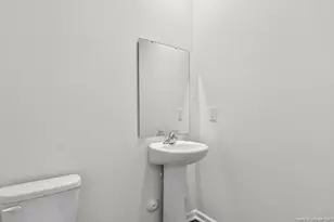 304 Maddox Dr, Aberdeen, NC 28315 - Photo 31