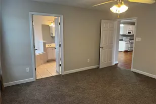 1811 Balmoral Dr, Fayetteville, NC 28304 - Photo 9