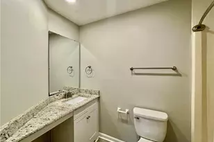 820 Anarine Rd, Fayetteville, NC 28303 - Photo 15