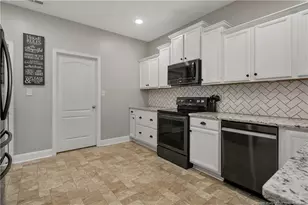 1606 Racehorse Ct, Parkton, NC 28371 - Photo 21