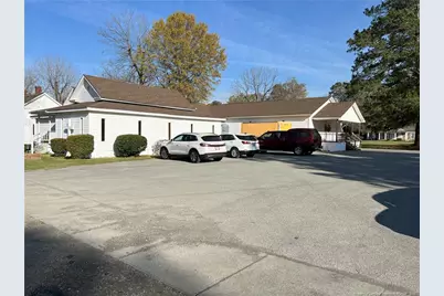 213 E Columbus Street, Whiteville, NC 28472 - Photo 3