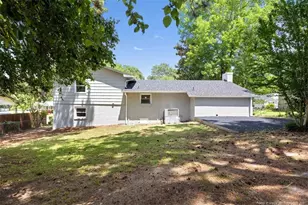 2031 Corrinna St, Fayetteville, NC 28301 - Photo 33