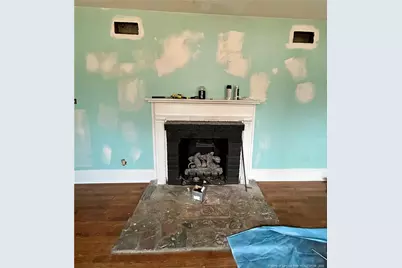 219 N Wright Street, Raeford, NC 28376 - Photo 5