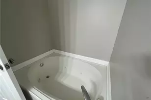 267-11 Waterdown Dr, Fayetteville, NC 28314 - Photo 7