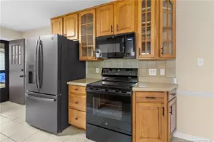 410 Lansdowne Rd, Fayetteville, NC 28314 - Photo 13