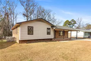 410 Lansdowne Rd, Fayetteville, NC 28314 - Photo 3