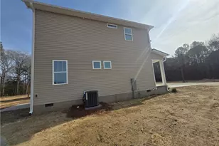 130 Jenkins St, Dunn, NC 28334 - Photo 17